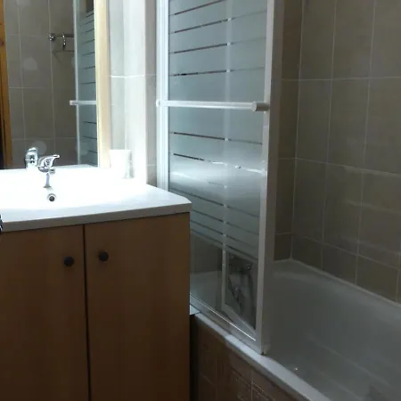 3 Pieces 6 Personnes, 3* - Valloire, Pres Des Pistes, Balcon, Piscine Et Parking Inclus - Fr-1-263-271 *