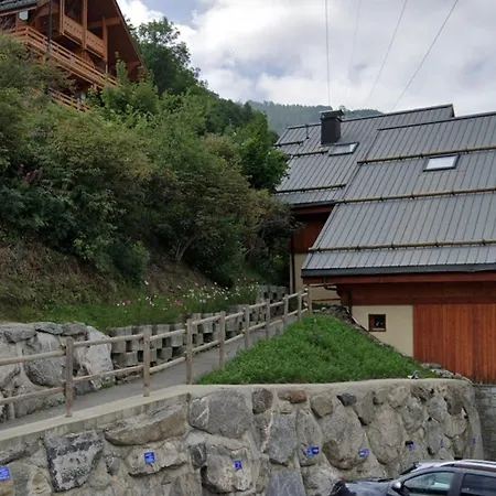 Apartment 3 Pieces 6 Personnes, 3* - Valloire, Pres Des Pistes, Balcon, Piscine Et Parking Inclus - Fr-1-263-271 Valloire